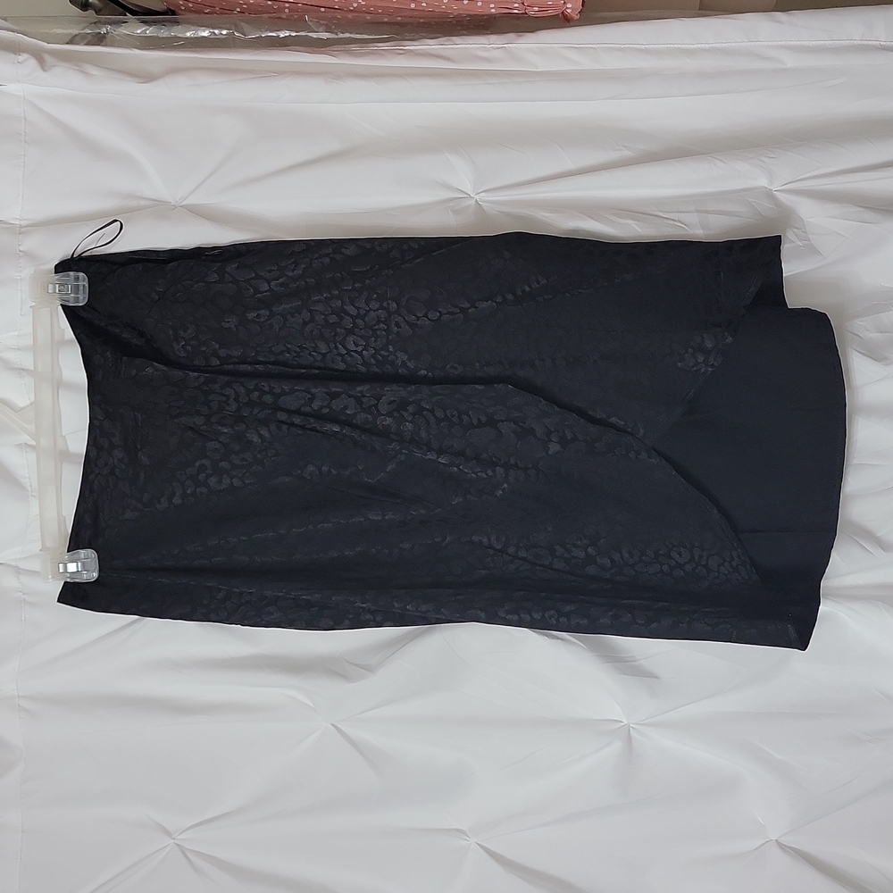 Vici Dolls Women black leopard skirt size small. NEVER WORN